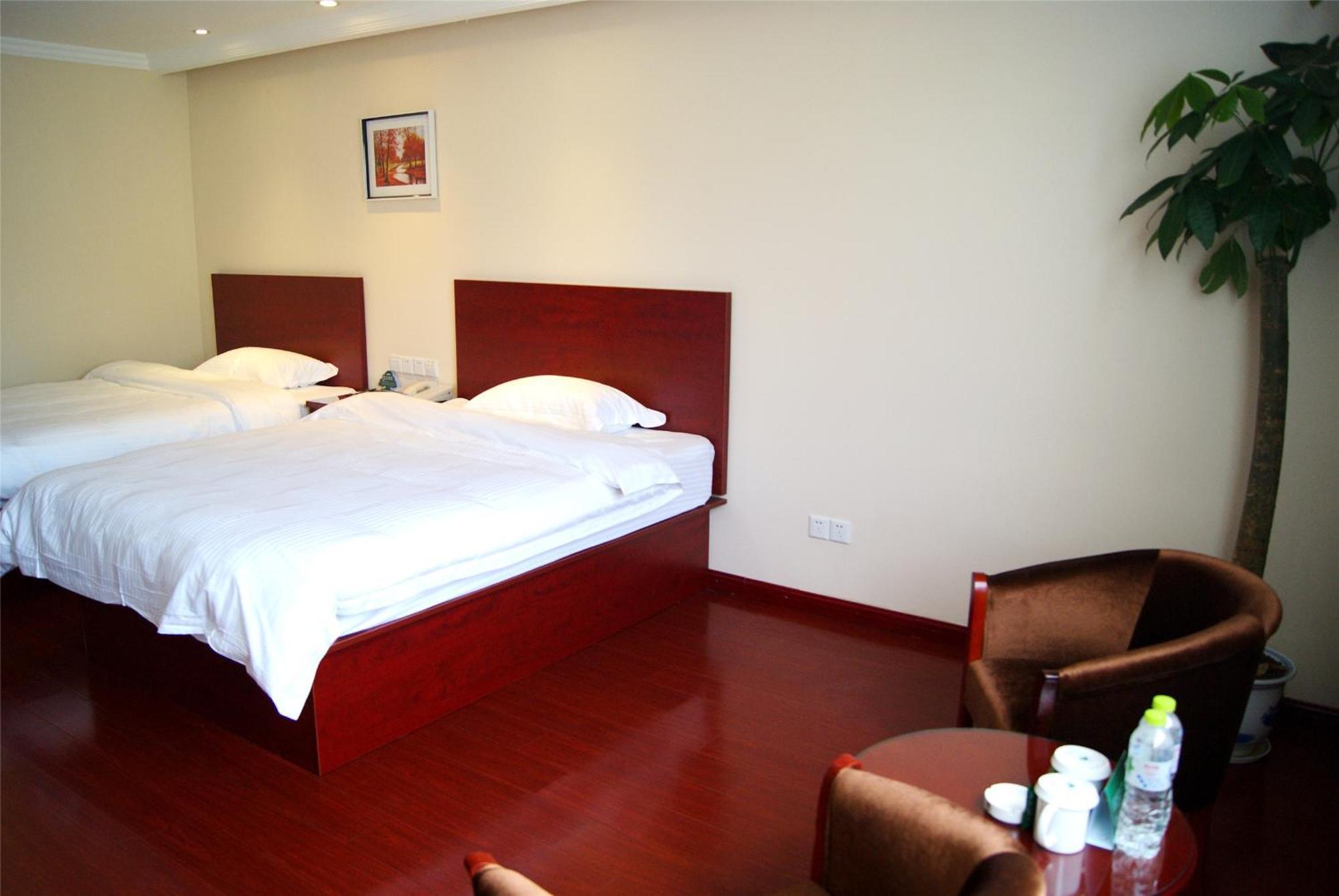 Greentree Inn Guangdong Shantou Gurao Gugui Road Business Hotel Exterior photo